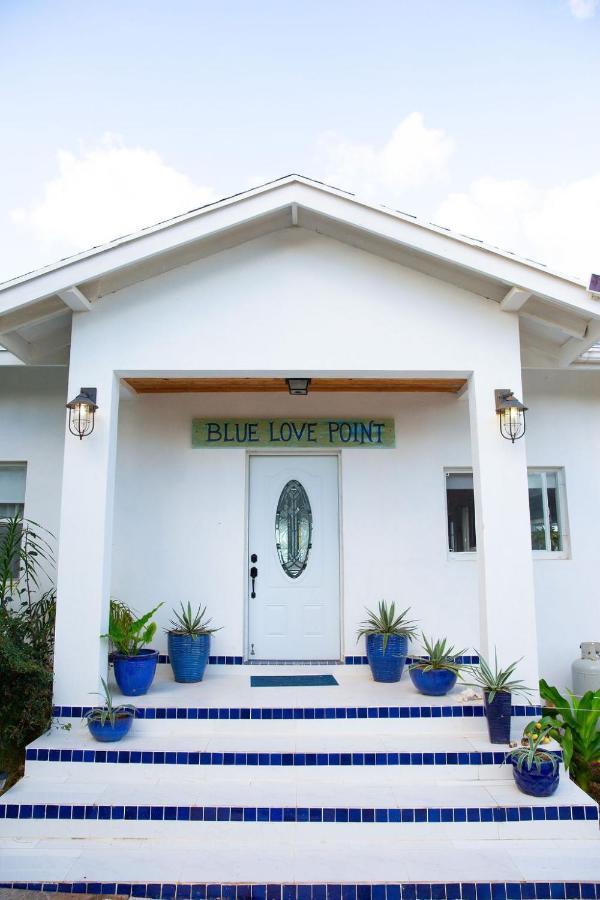 Blue Love Point 3Br Home Gregory Town Exteriör bild